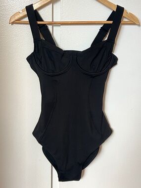 TA3 Lifty One Piece Swimsuit NWT Black Reg/Long B/C Cup Size S
